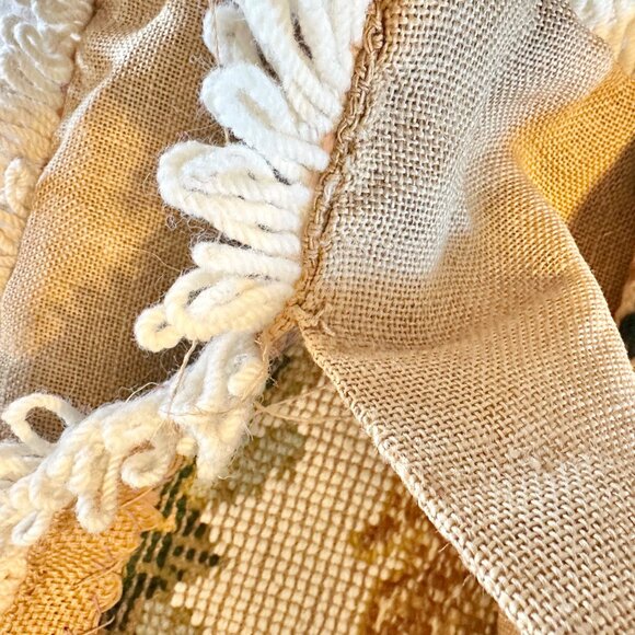 Handmade Portuguese Needlepoint Pillow Covers Set of 4 Wool Burlap Fringe 17x17 - Picture 12 of 13